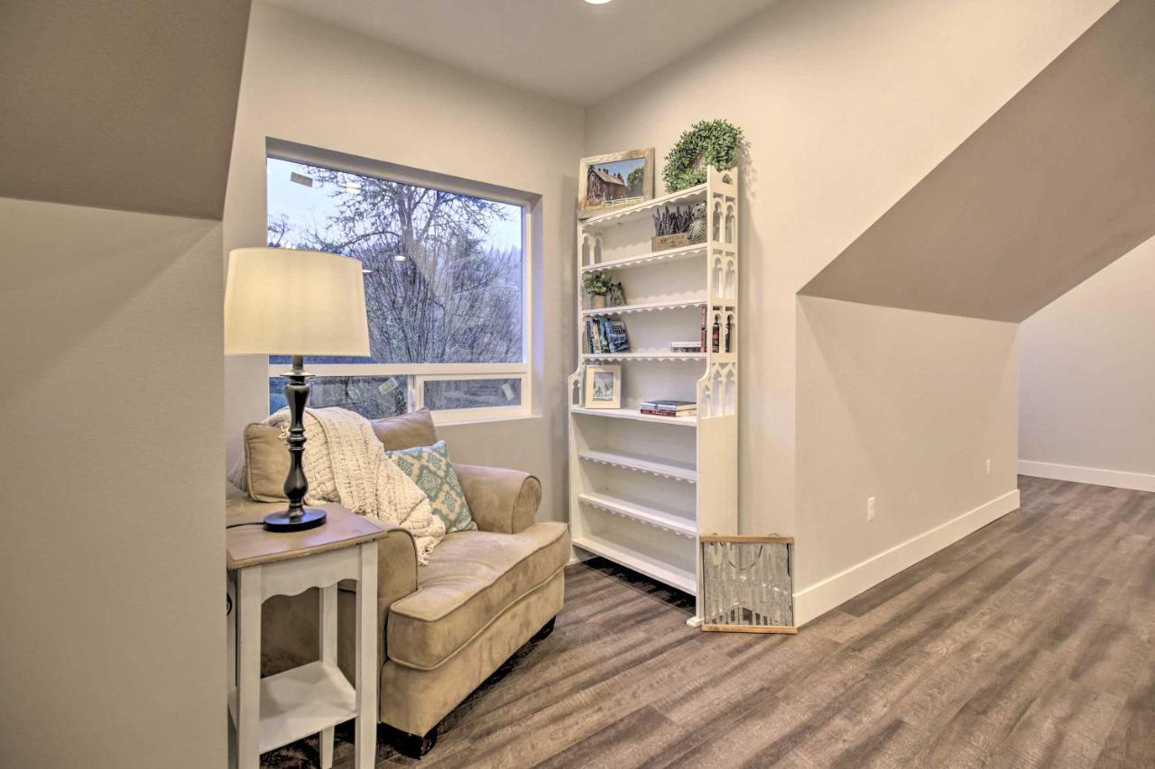 Chic Farmhouse With Creek In Heart Of Wine Country! McMinnville Luaran gambar